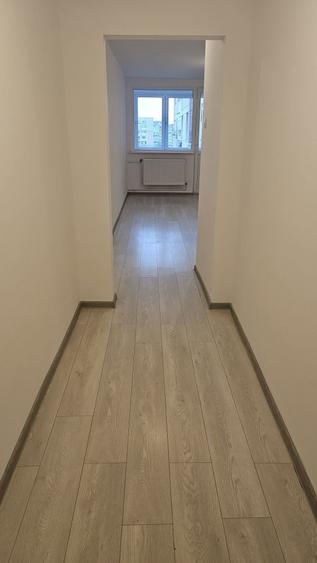 Apartament 2 camere, renovat , decomandat , metrou - 9