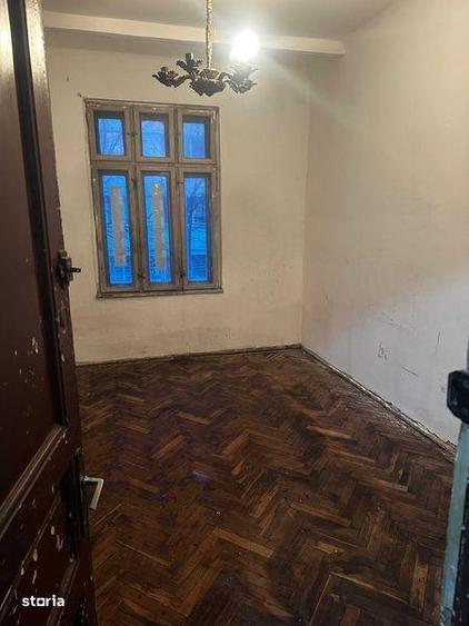 Apartament 3 camere 80,40 mp decomandat Vila veche tip bloc - 8