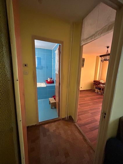 B-dul Ghencea str. Costantin Titel Petrescu nr 3, aproape de parc,metrou - 11