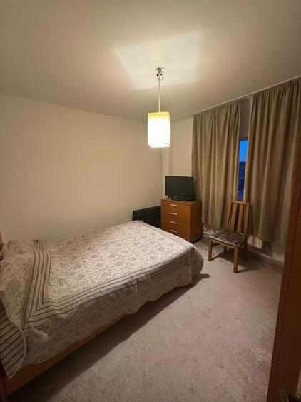 Vanzare apartament 4 camere Militari - 1