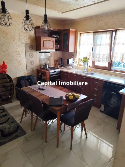 Casa Strejnicu: 150m2, 3 dormitoare, 2 bai, 2 garaje - 6