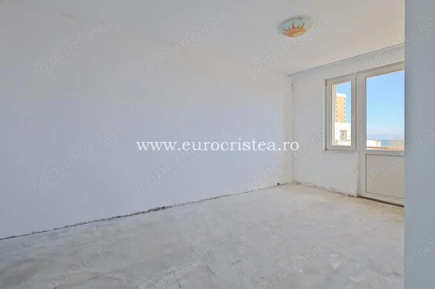 Duplex de vanzare in Mangalia, vedere frontala la mare, doar 150m pana pe plaja - 9