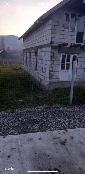 Casa de vanzare la 20 km de Bistrita - 2