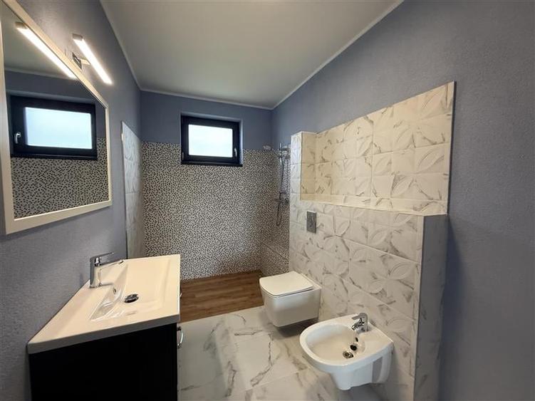 Casa  moderna  finisata  cu 550mp teren la limita Cluj Napoca cu Dezmir - 25