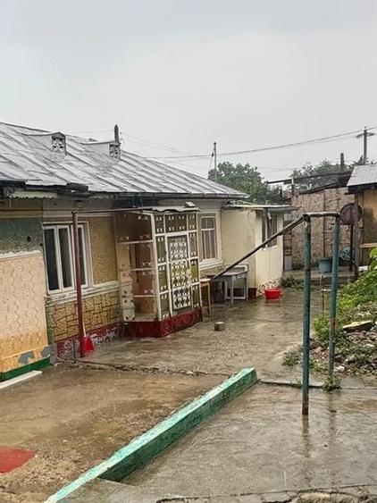 Casă cu Teren 700 Mp în Dealu Viei