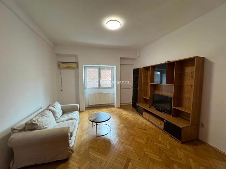 Apartament 3 camere – Bd. Nicolae Balcescu, langa Biserica Italiana