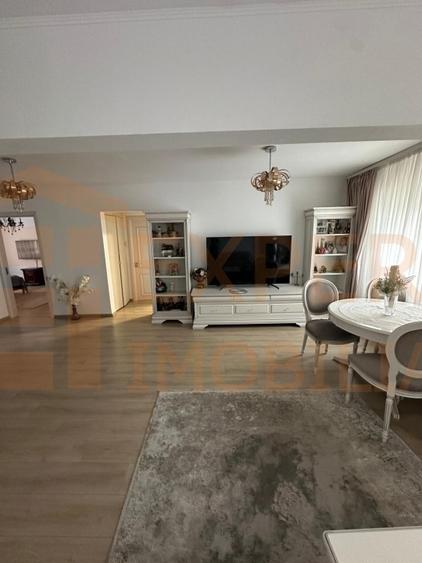 Apartament cu 4 camere decomandat, mobilat în Inel I