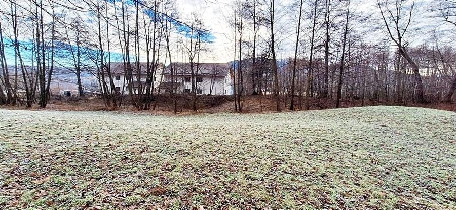 Bran -Predelut, teren intravilan de 1820mp, 29 euro/mp - 9