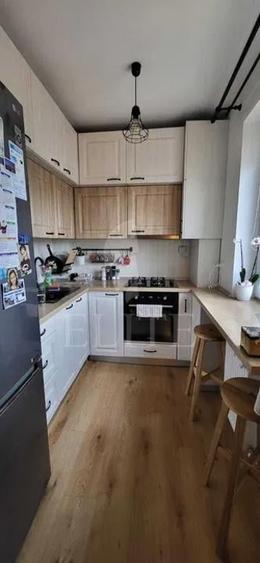 Apartament 3 camere în zona SEMICENTRALA PIATA ABATOR - 1