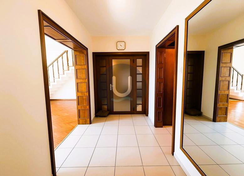Apartament cu 3 camere decomandat, mobilat în Cotroceni