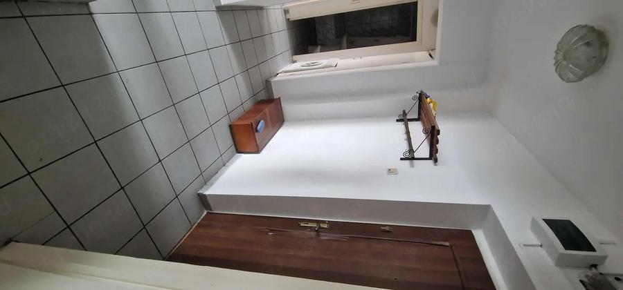 Republicii, 2 camere, 67000 euro neg - 11