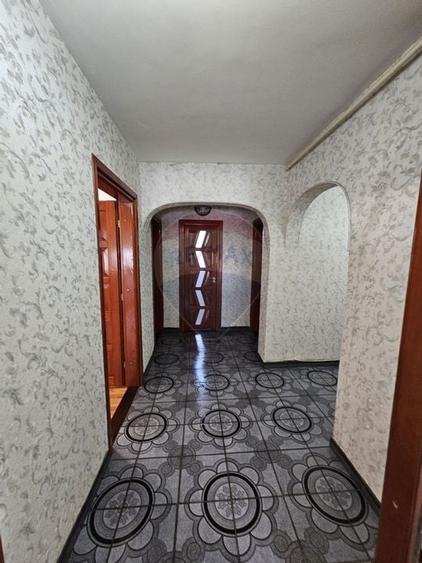 Apartament 3 camere de vânzare – Zona 1 Decembrie, Piatra Neamț - 25