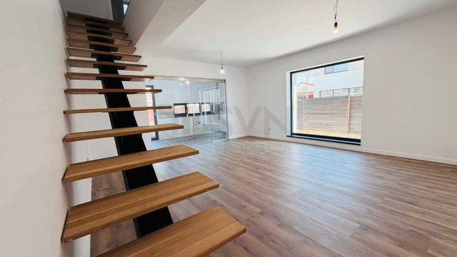 REV2005586 Vila moderna  alipita la calcan cu 5 camere Corbeanca - 2