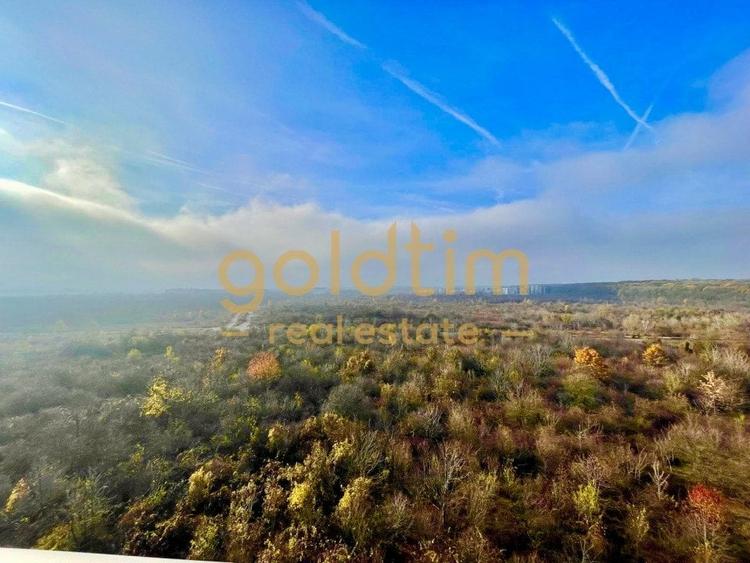 UNC/ PENTHOUSE/ TERASA 370 mp/SUPERB/ PRIVELISTE/INALTIME CAMERE3,5/2 PARCARI - 85