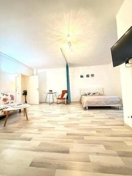 Vânzare Studio Lux 53 mp, Mall Vitan, Bloc 2001 cu Pază, Mobilat Complet - 1