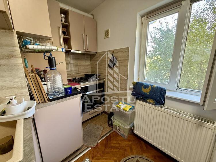 Apartament cu 3 camere, etajul 1, centrala proprie, zona ... - 5