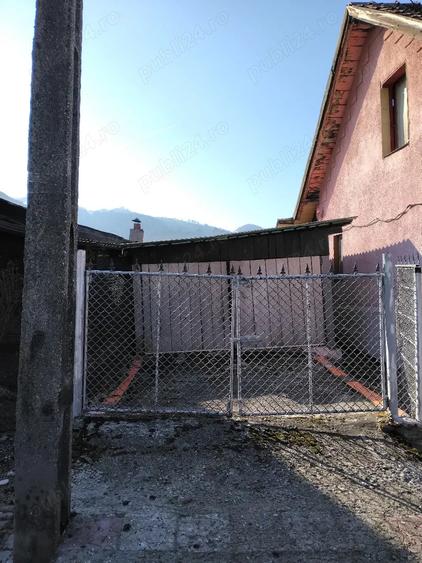 casa de vanzare + garaj - 2