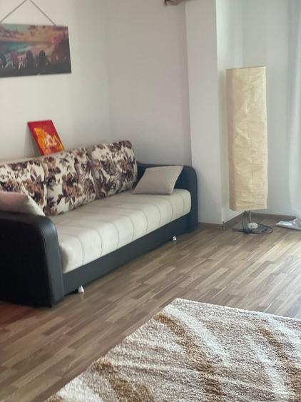 Garsonieră luminoasă, 33 mp utili + Parcare Inclusă | Mutare imediată | Str. Cac - 9