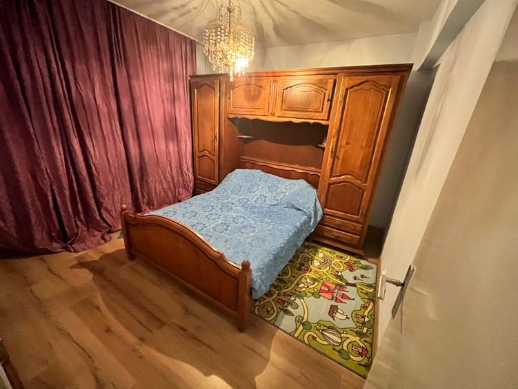 Vând apartament 2 camere mobilat  - 2