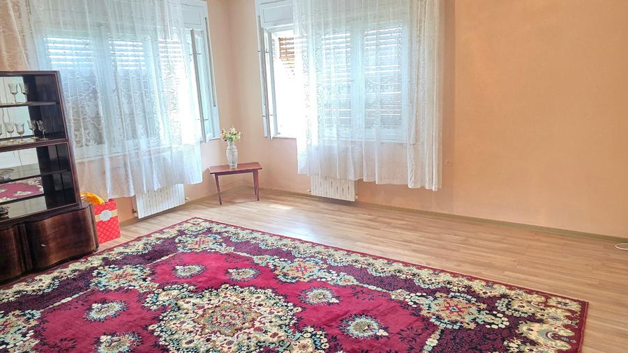 Vand casa in Deva, S+ P, zona centrala ( foarte buna) aproape de centru - 6