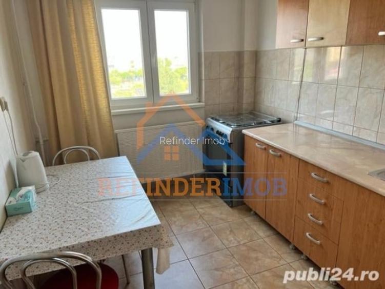 Vanzare apartament 3 camere, zona Trafic Greu, Liberty Mall, sector 5 Vanzare apartament 3 camere, zona Trafic Greu, Liberty Mall, sector 5