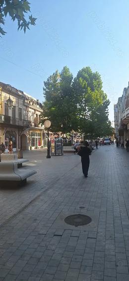 Inchiriez spatiu comercial ultracentral Inchiriez spatiu comercial ultracentral