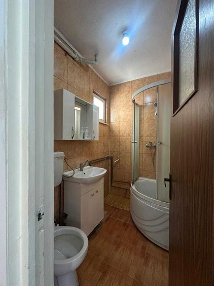 Apartament 3 camere, zona excelenta Eroii Revolutiei ideal pentru renovare dupa propriul stil - 3