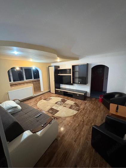 Vand apartament 2 camere etaj 3 Brosteni - 2