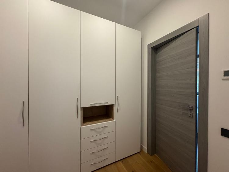 3 camere PREMIUM| 135 MP + 22 MP terasa - 10