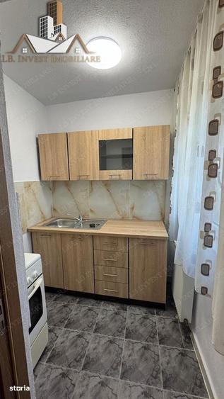 Garsoniera Calea Buziasului-cu balcon-etaj 1 - 7