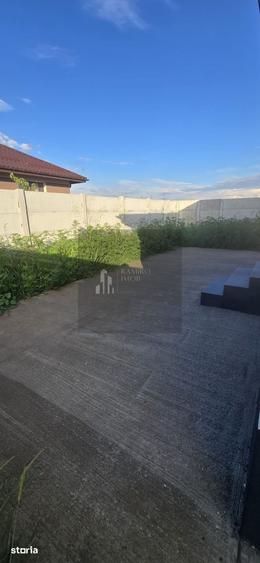 Casă cu 2 camere cu Teren 350 Mp în Central