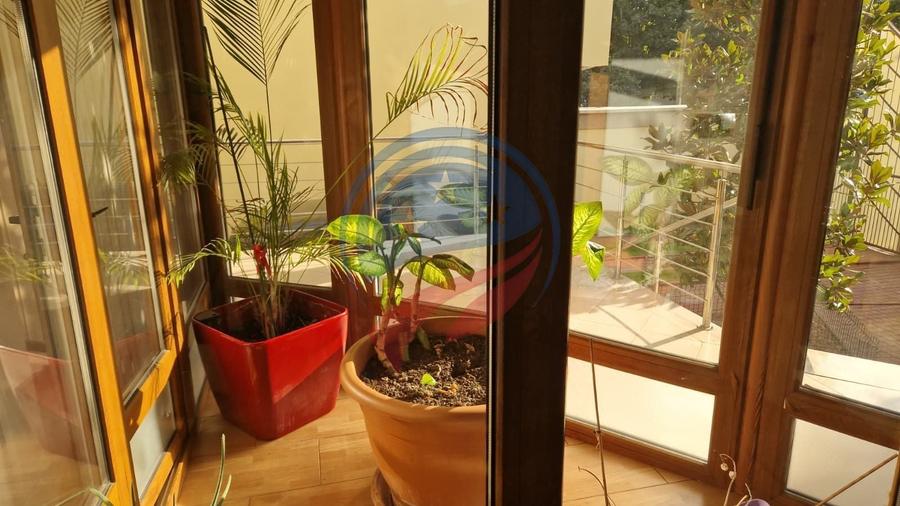 Casă individuală cu 5 camere cu Canalizare în Siloz