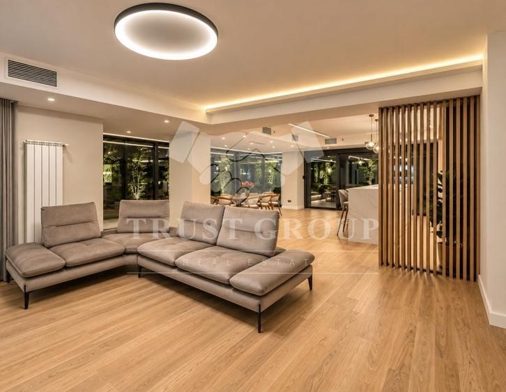 Apartament cu 4 camere decomandat, mobilat în Herăstrău