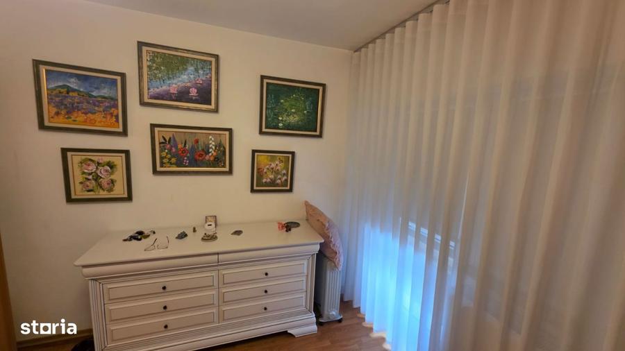 Apartament cu 3 camere decomandat în Frumoasa