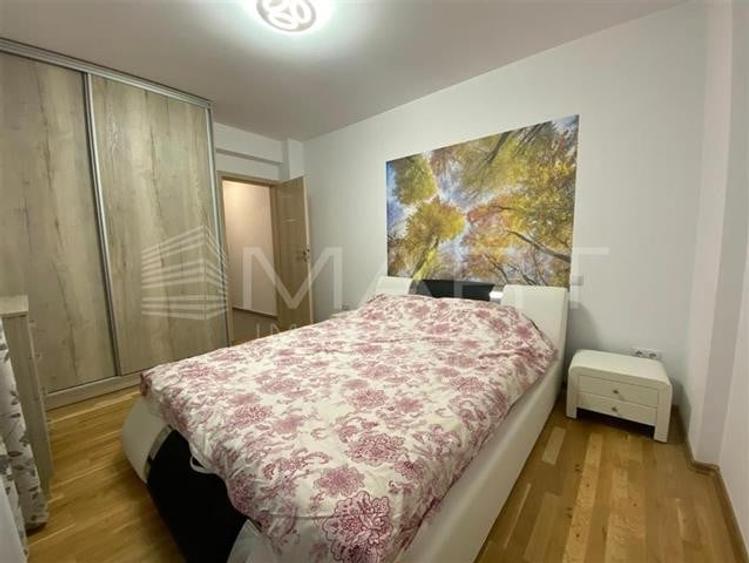Apartament cu 4 camere în Mihai Viteazul