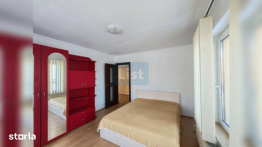 Apartament cu 3 camere semidecomandat în Bună Ziua