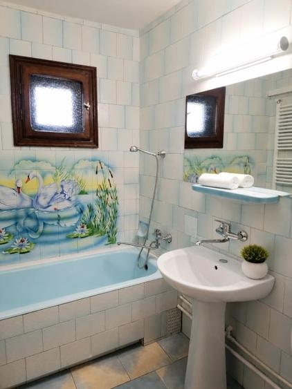 Închiriez (schimb) apartament 4 camere, complet mobilat - 12