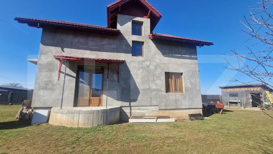 Casă individuală cu 5 camere cu Teren 800 Mp în Tărlungeni
