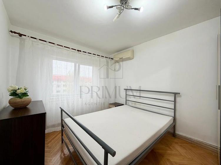 Apartament cu 3 camere decomandat, mobilat în Lipovei