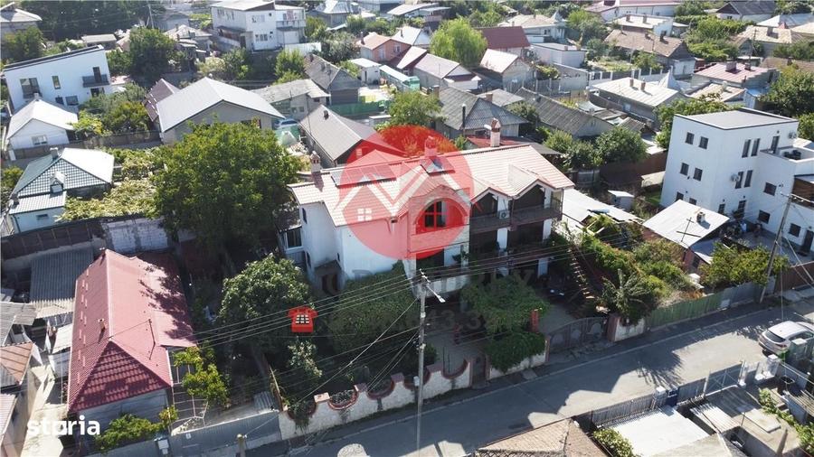 Casă cu 4 camere în Pelican