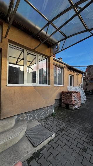 Casă cu 3 camere cu Teren 572 Mp în Central