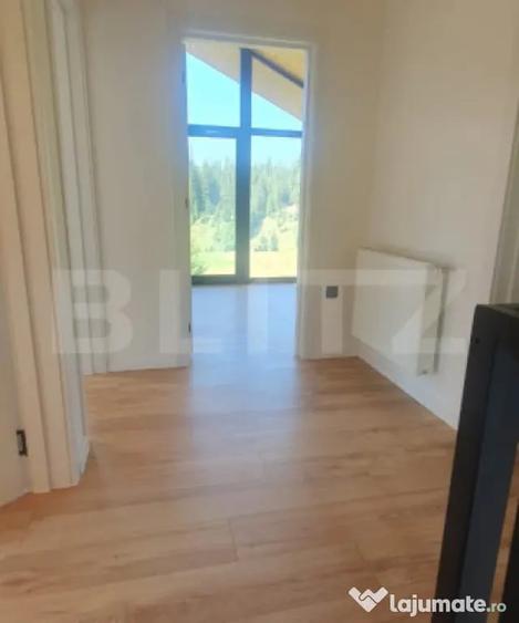 Casă cu 4 camere cu Teren 924 Mp în Central
