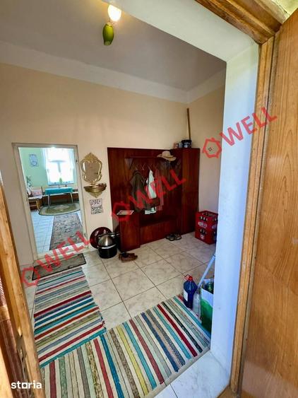 Casă cu 2 camere decomandat cu Teren 98 Mp în Central