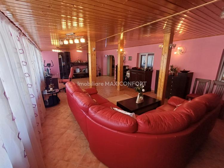 Apartament cu 4 camere în Radu Negru