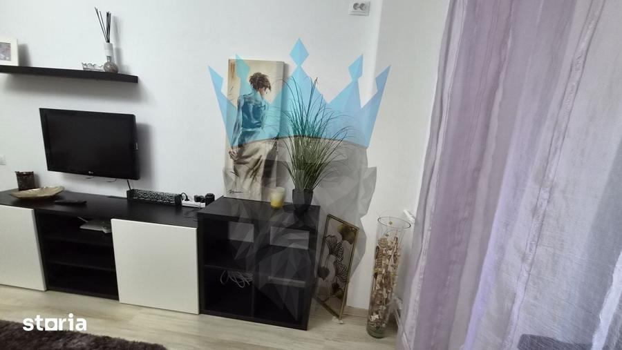 Apartament cu 2 camere, mobilat în Basarabia