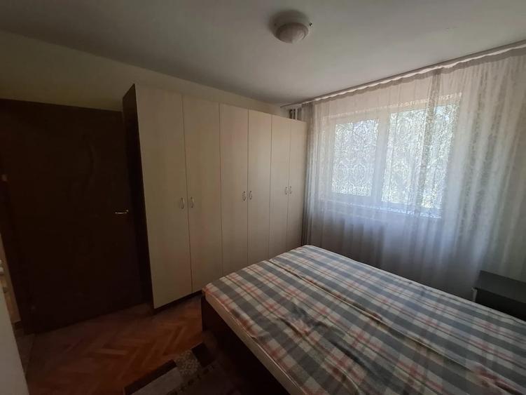 Apartament cu 2 camere semidecomandat în Tomis III