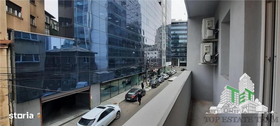 Apartament cu 4 camere decomandat în Victoriei