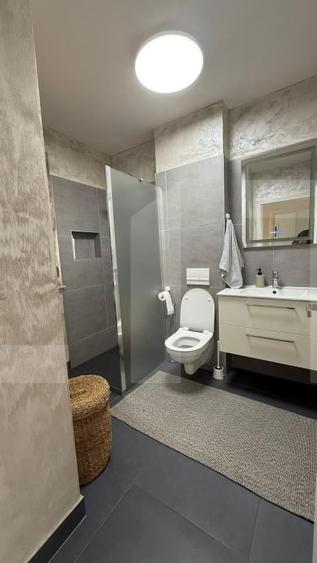 Casă individuală cu 5 camere cu Canalizare în Diniaș