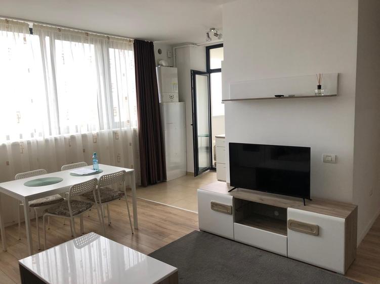 Apartament cu 2 camere decomandat în Torontalului