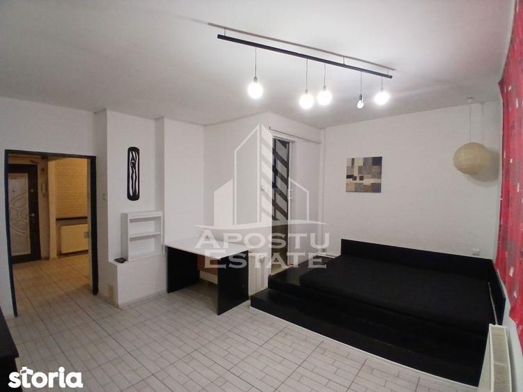 Garsonieră, mobilată în Complex Studențesc